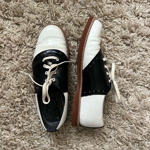 Traditional saddle oxfords